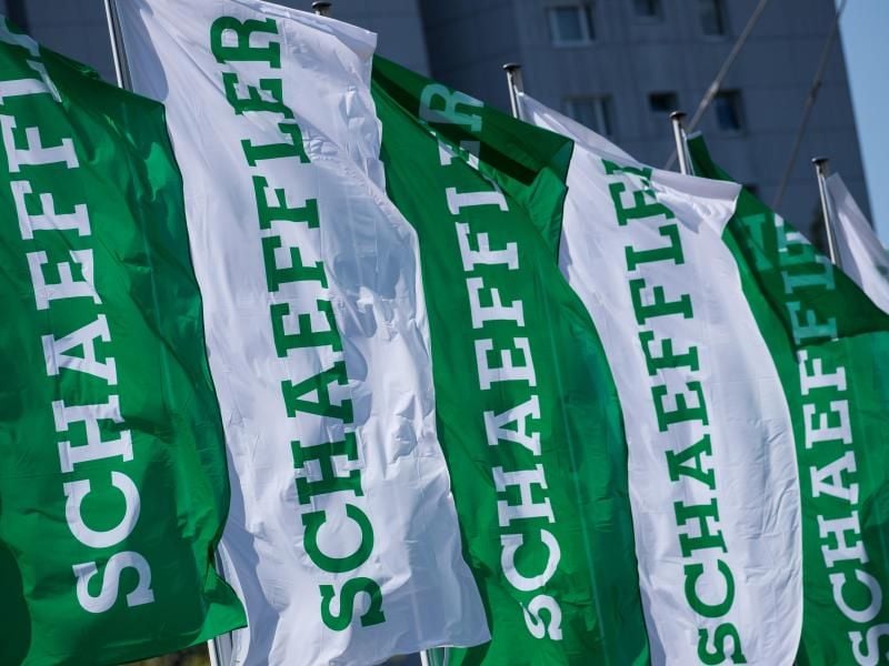 Der Automobilzulieferer Schaeffler stürzt in die roten Zahlen. Foto: Daniel Karmann/dpa