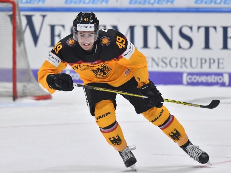 Kehrt zur DEG zurück: Eishockey-Nationalspieler Maximilian Kammerer Foto: Peter Kneffel