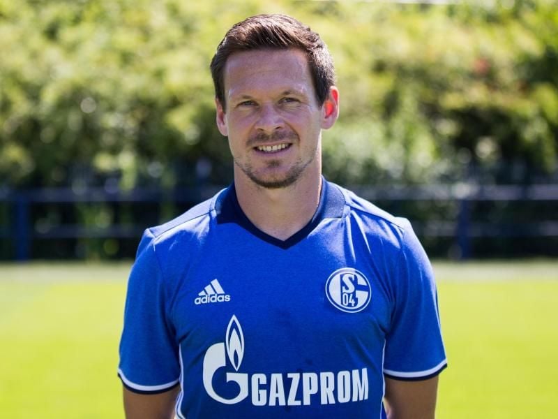 Kehrt nach drei Monaten ohne Vertrag zu Schalke 04 zurück: Ex-Nationalspieler Sascha Riether. Foto: Marcel Kusch