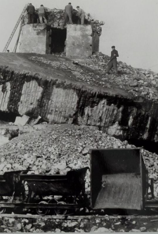 Der gesprengte Bunker