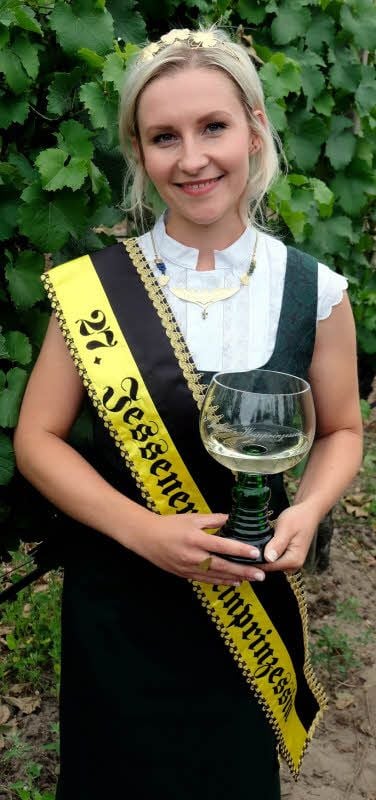 Die Jessener Weinprinzessin 2019/2020 heißt Theresa Zwicker.
