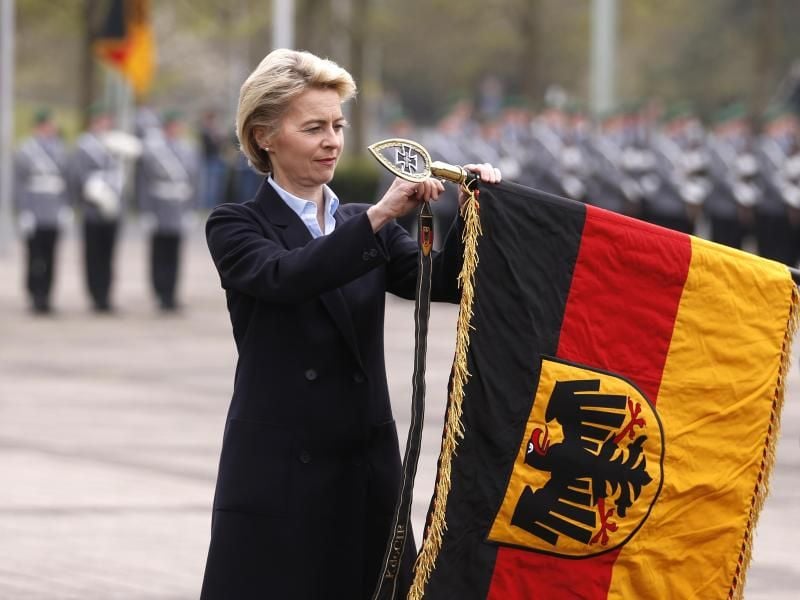 Der Vorwurf der Führungsschwäche wurde für Ursula von der Leyen zum Bumerang - jetzt hat sie sich entschuldigt. Foto: Ina Fassbender
