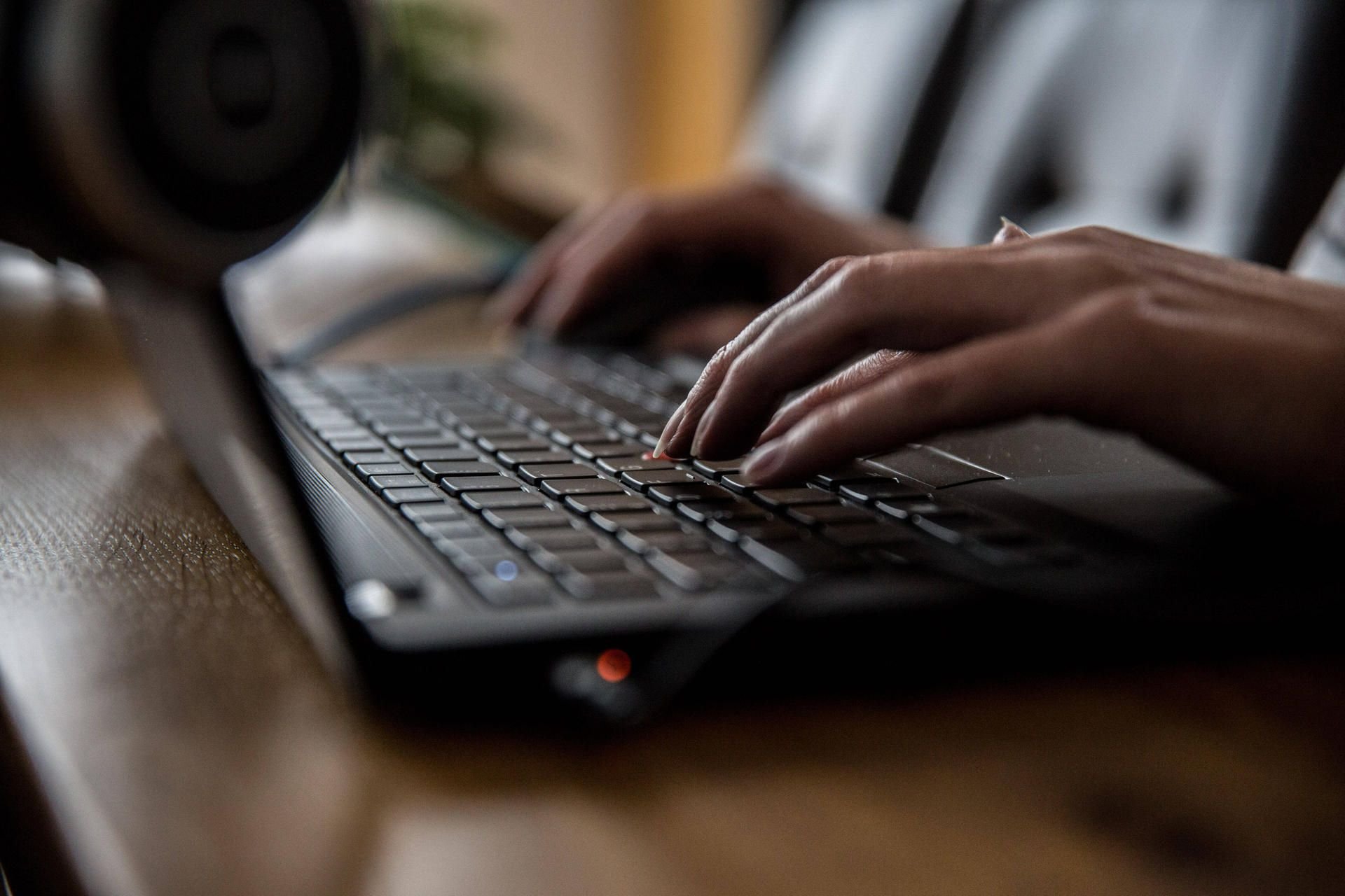 Das Arbeiten im Homeoffice führt zu höheren Kosten für den Arbeitnehmer.