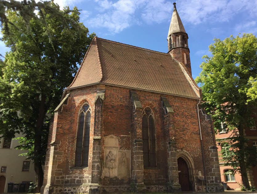 Jetzt wird auch die kleine Schwester der Stadtkirche in Wittenberg saniert.