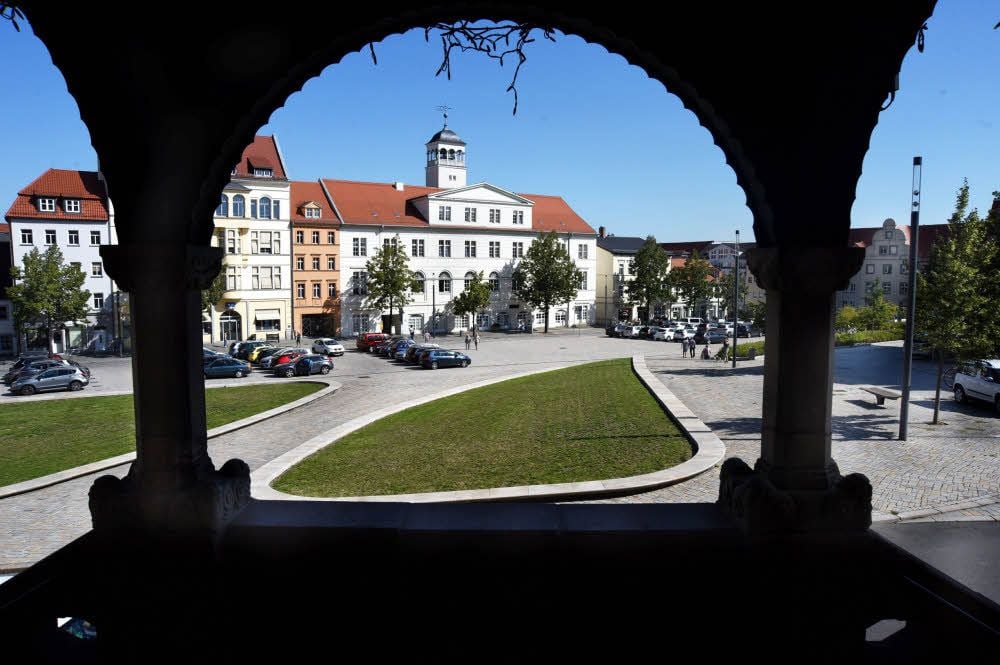 Zum Beispiel bei der Umgestaltung des Zeitzer Altmarktes kamen Städtebaufördermittel zum Einsatz.