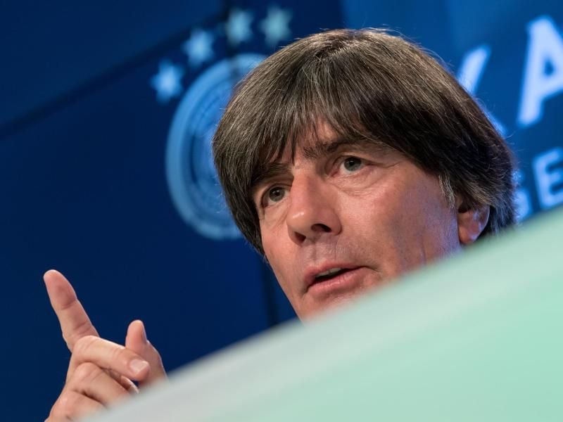 Joachim Löw bei der Pressekonferenz in München. Foto: Sven Hoppe