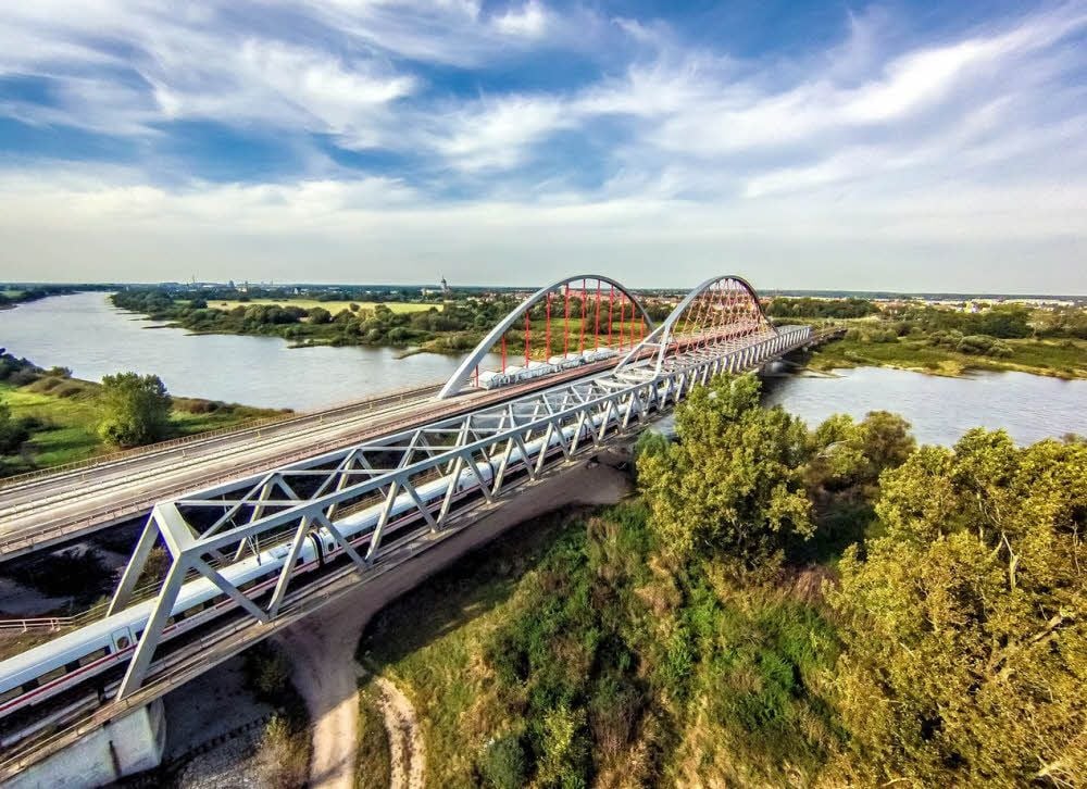 Ein Nadelöhr wird am Festwochenende die Elbbrücke, ohne Ausnahmegenehmigung geht gar nichts.