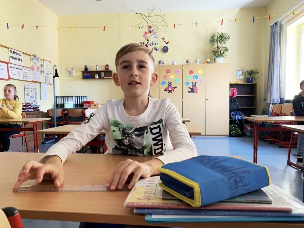 Toni Pötzsch geht in die vierte Klasse der Grundschule in Zahna. In den letzten zwei Wochen hatte er Präsenzunterricht. Zuvor war bei ihm und seinen Mitschülern wegen der Corona-Pandemie mehrere Wochen Homeschooling angesagt.