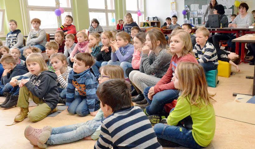 Die Schüler der zweiten und dritten Klasse bildeten das Publikum.