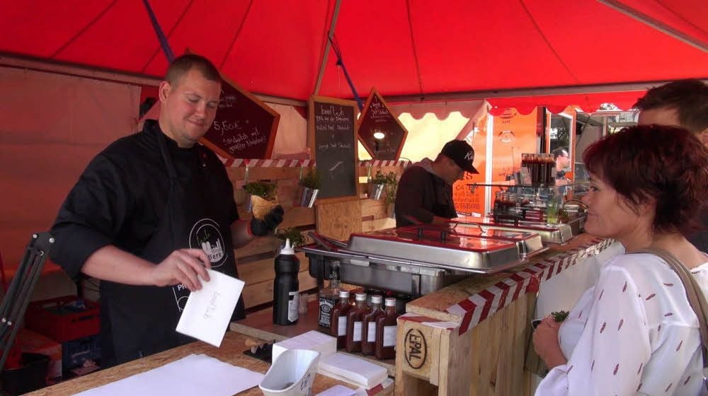 Die „Street Food Days“ haben bereits in Cottbus und Gera stattgefunden. Und kommen am zweiten Juni-Wochenende nun ins Paul Greifzu Stadion nach Dessau.