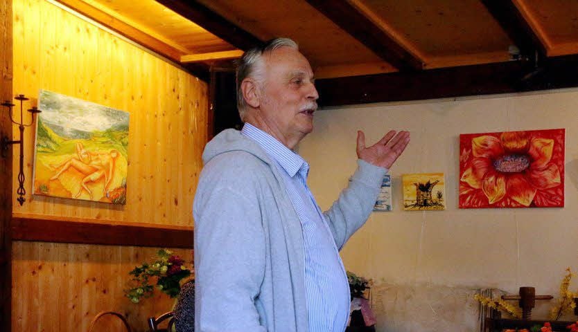 Ulrich Riedel stellte einige seiner Arbeiten für einen Nachmittag in der Weinscheune in Annaburg aus.