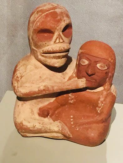 Frau, den Tod masturbierend; Ton, Peru, um 0 bis 600, Staatl. Museen Berlin