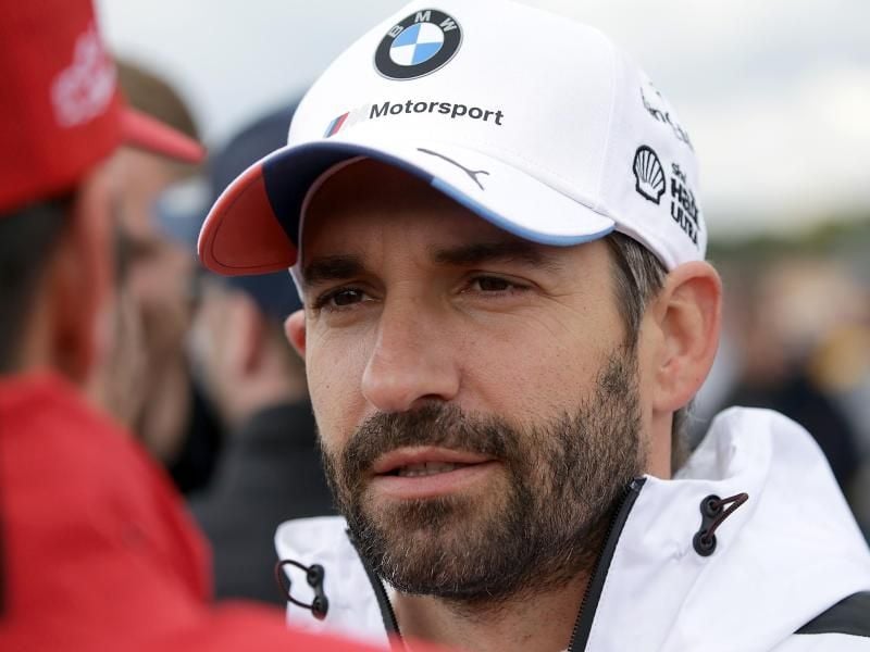BMW-Pilot Timo Glock steht vor seinem 100. Rennen im Deutschen Tourenwagen Masters. Foto: Hasan Bratic