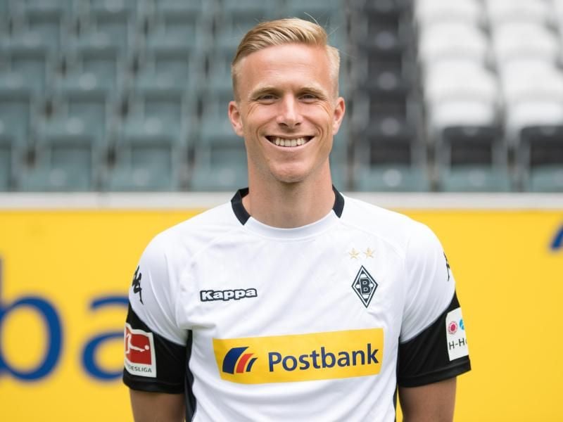 Hat seinen Vertrag in Mönchengladbach verlängert: Oscar Wendt. Foto: Marius Becker