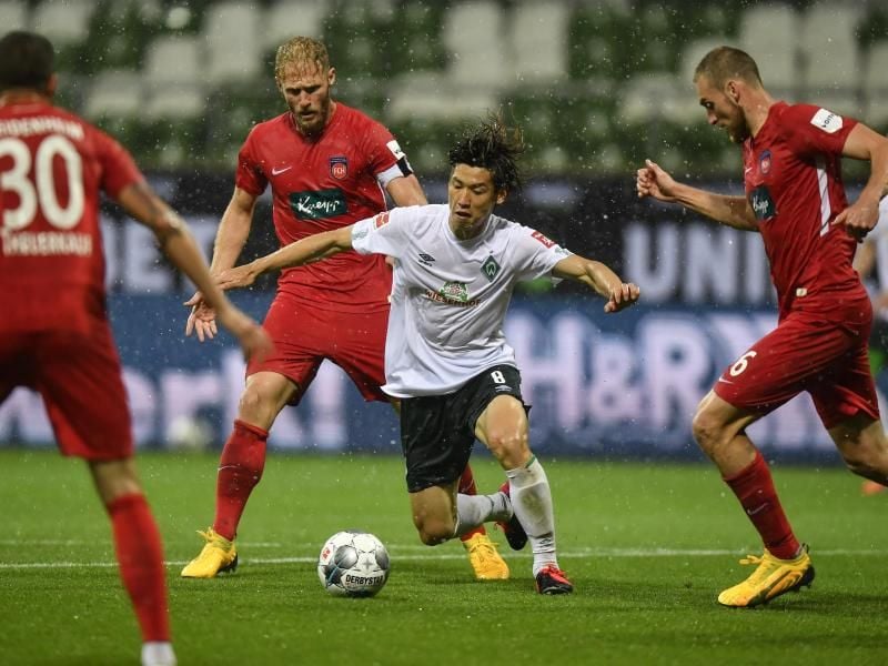 Das Relegations-Rückspiel zwischen dem 1. FC Heidenheim und Werder Bremen verspricht viel Spannung. Foto: Martin Meissner/AP POOL/dpa