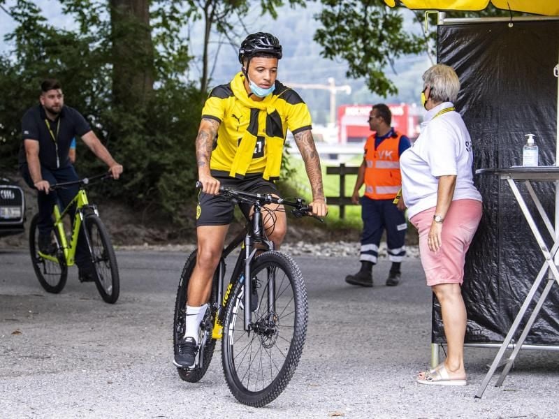 Bleibt in der kommenden Saison definitiv beim BVB: Jadon Sancho. Foto: David Inderlied/dpa