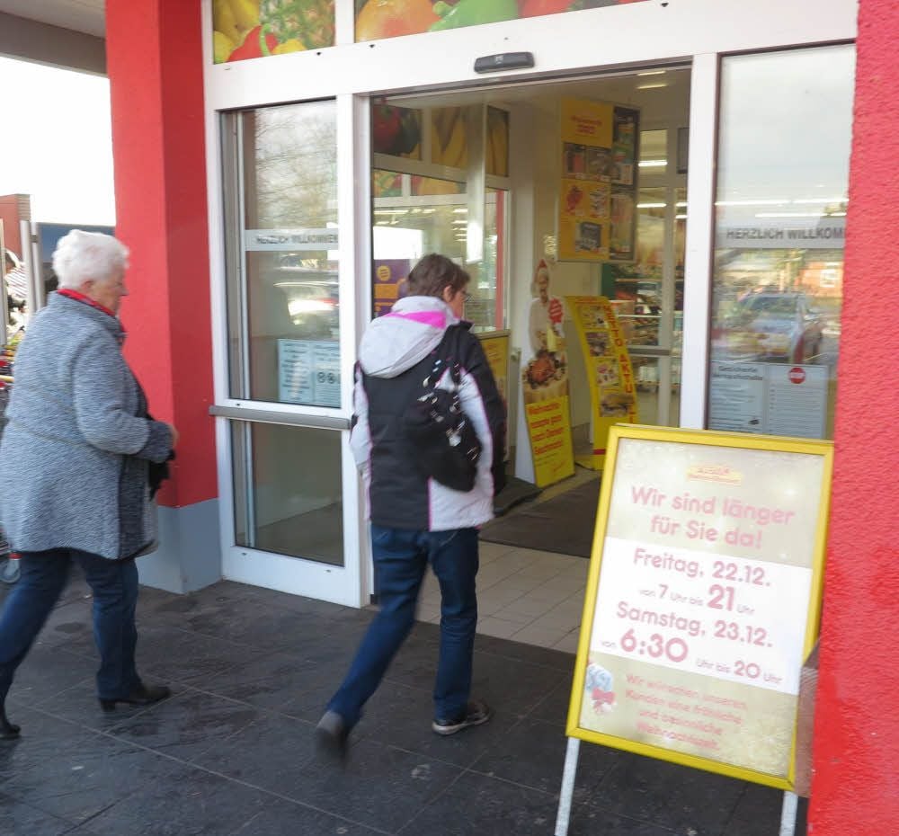 Trotz des Einbruchs war der Markt am Freitag geöffnet.