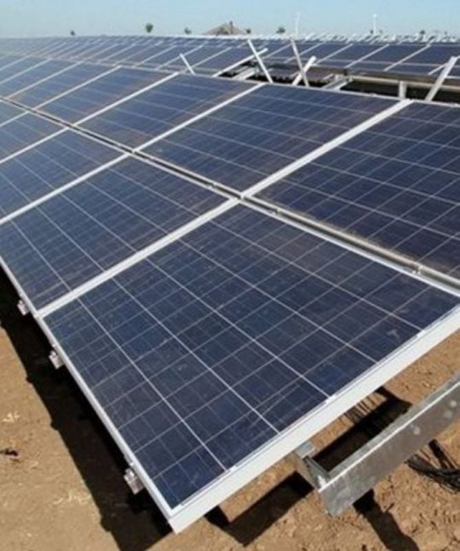 Solch ein Solarfeld soll in Stöbnitz errichtet werden.