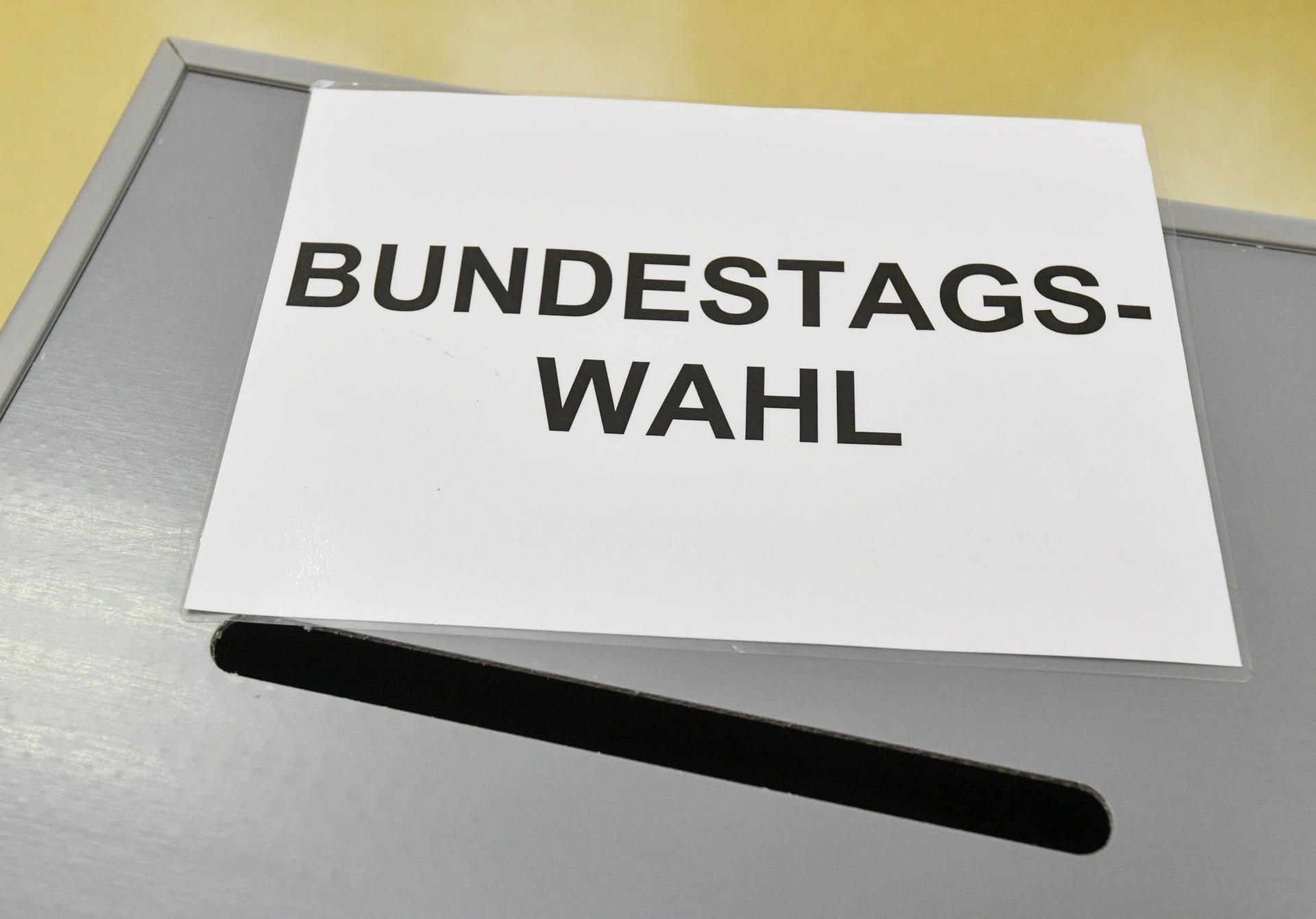 Wahlurne bei der Bundestagswahl