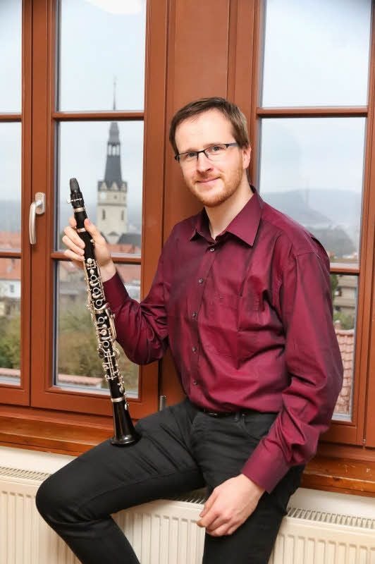 Martin Ackermann unterrichtet in Sangerhausen Klarinette und Saxofon.