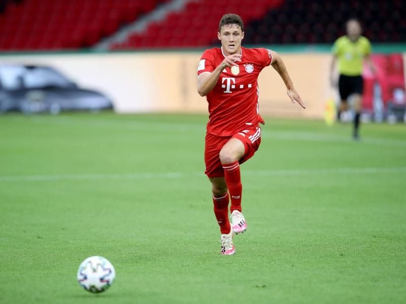 Benjamin Pavard hat sich beim FC Bayern auf der rechten Abwehrseite festgespielt. Foto: Alexander Hassenstein/Getty Images Europe/Pool/dpa