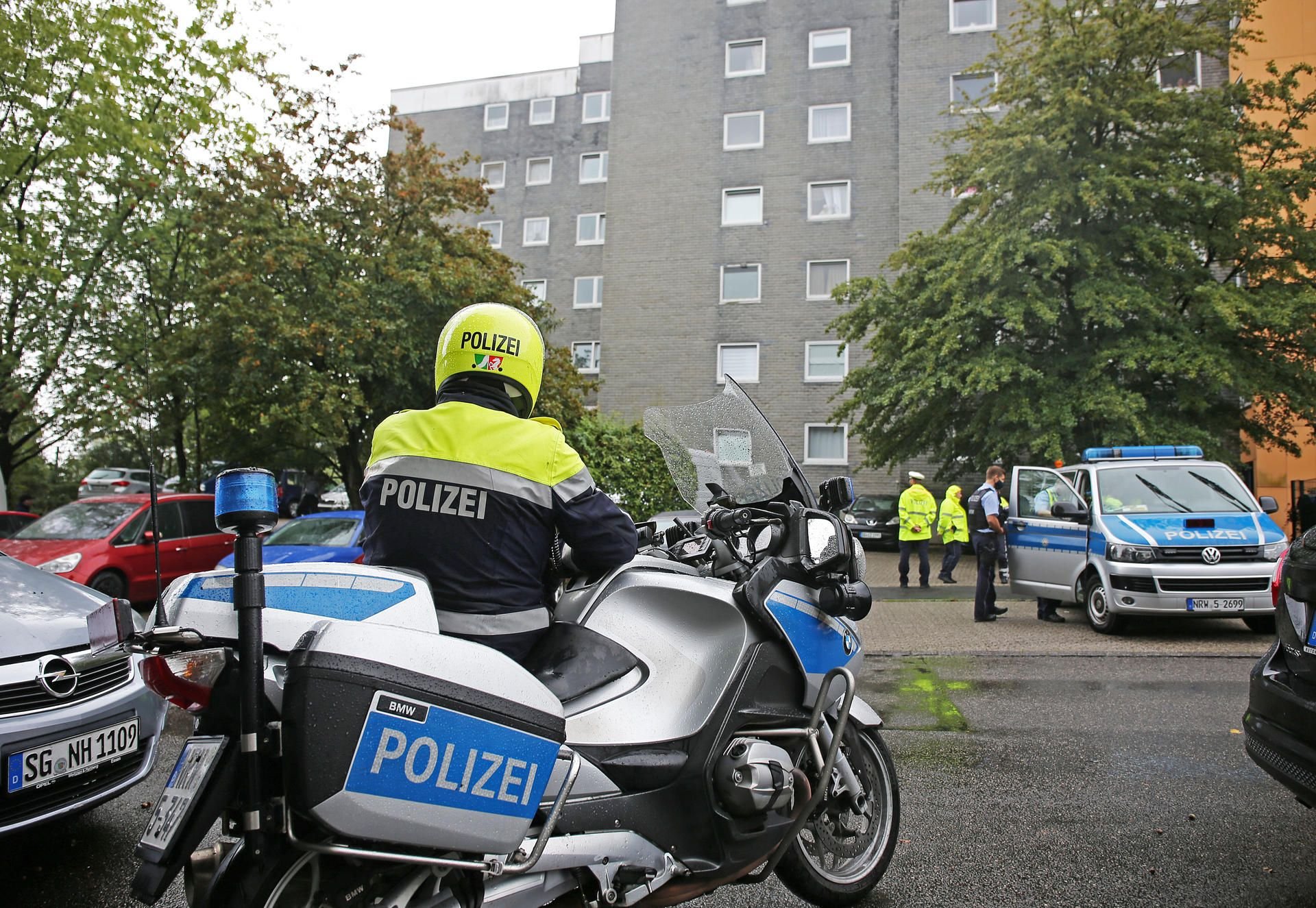 Einsatzkräfte am Tatort in Solingen