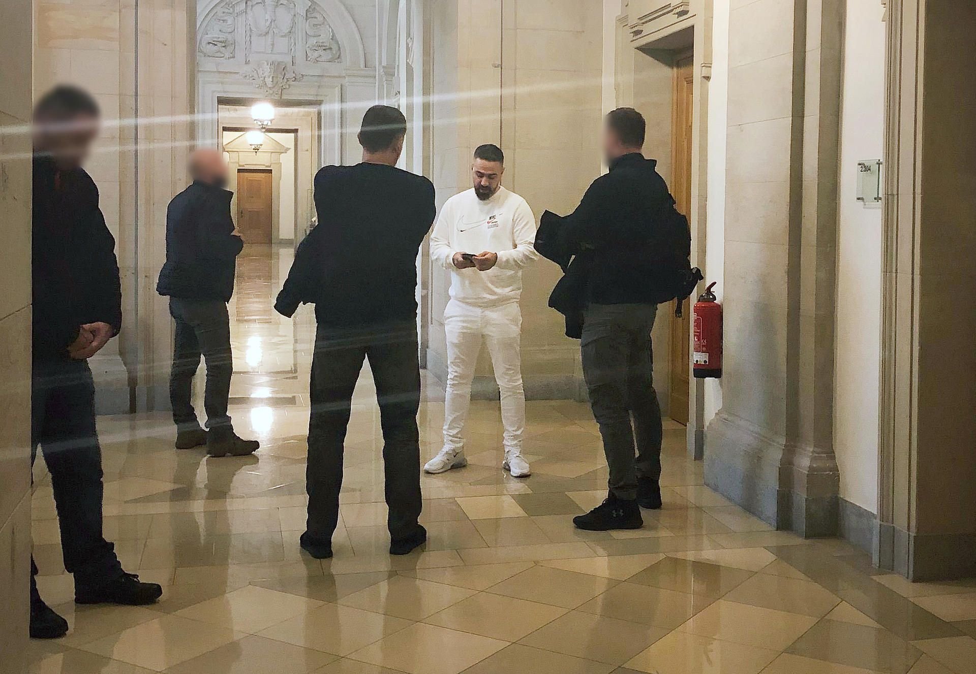 Das Album von dem Rapper Bushido sei jugendgefährdend, teilte die Medienanstalt mit