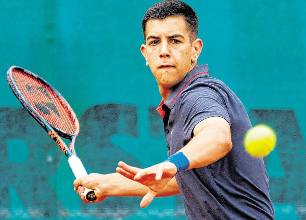 Trotz seiner 16 Jahre gehört Armin Koschtojan zu den besten Tennisspielern Sachsen-Anhalts.