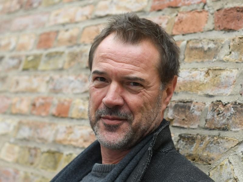 Für die Dreharbeiten zur 6. Staffel von „Homeland” flog Sebastian Koch nach New York. Foto: Arne Dedert