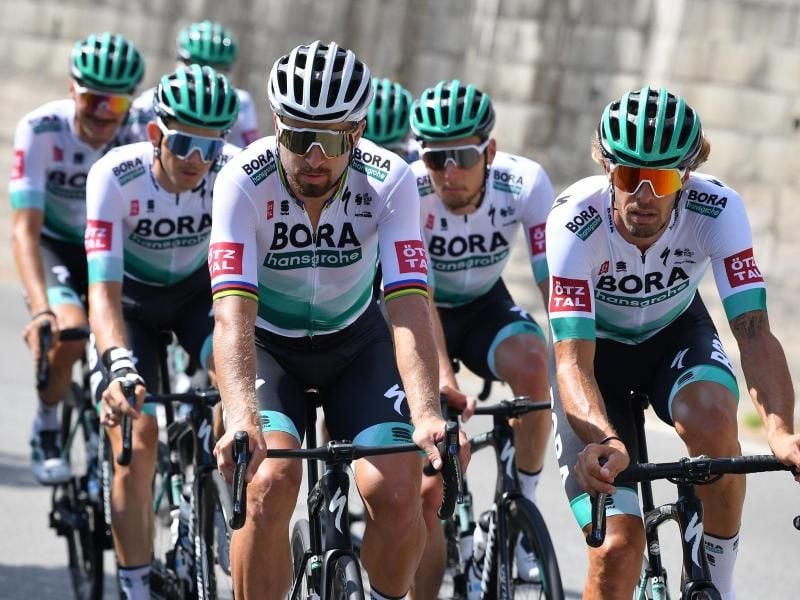 Das Team Bora-hansgrohe beim Training vor dem Start der 107. Tour de France. Foto: David Stockman/BELGA/dpa