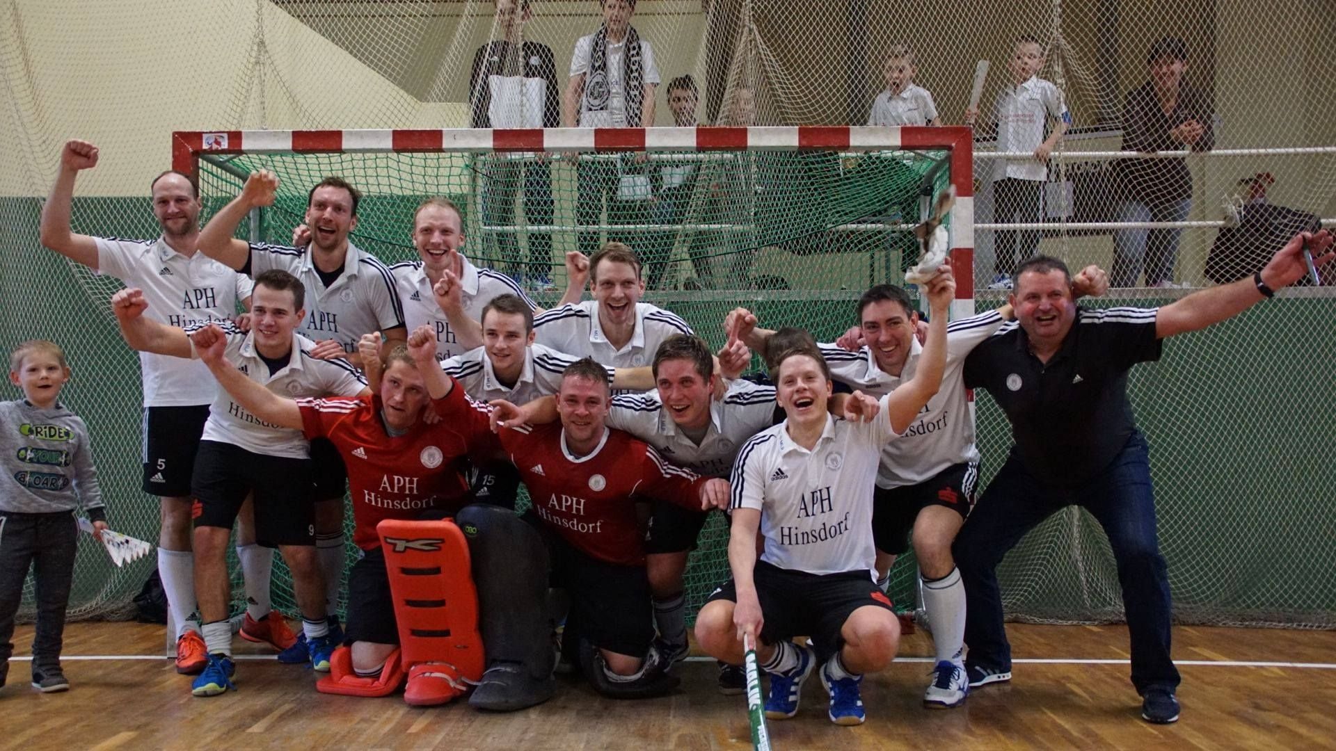 Zumindest die Osternienburger Herren konnten in eigener Halle über den Klassenerhalt in der 1. Bundesliga jubeln.