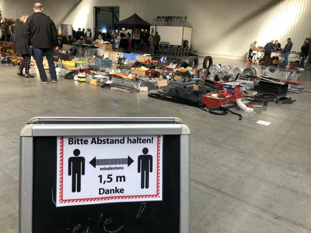 Viel Freiraum bot die Oldtimermesse am Wochenende in der Messe Halle. Die Besucher haben sich alle rücksichtsvoll verhalten, lobt der Veranstalter.