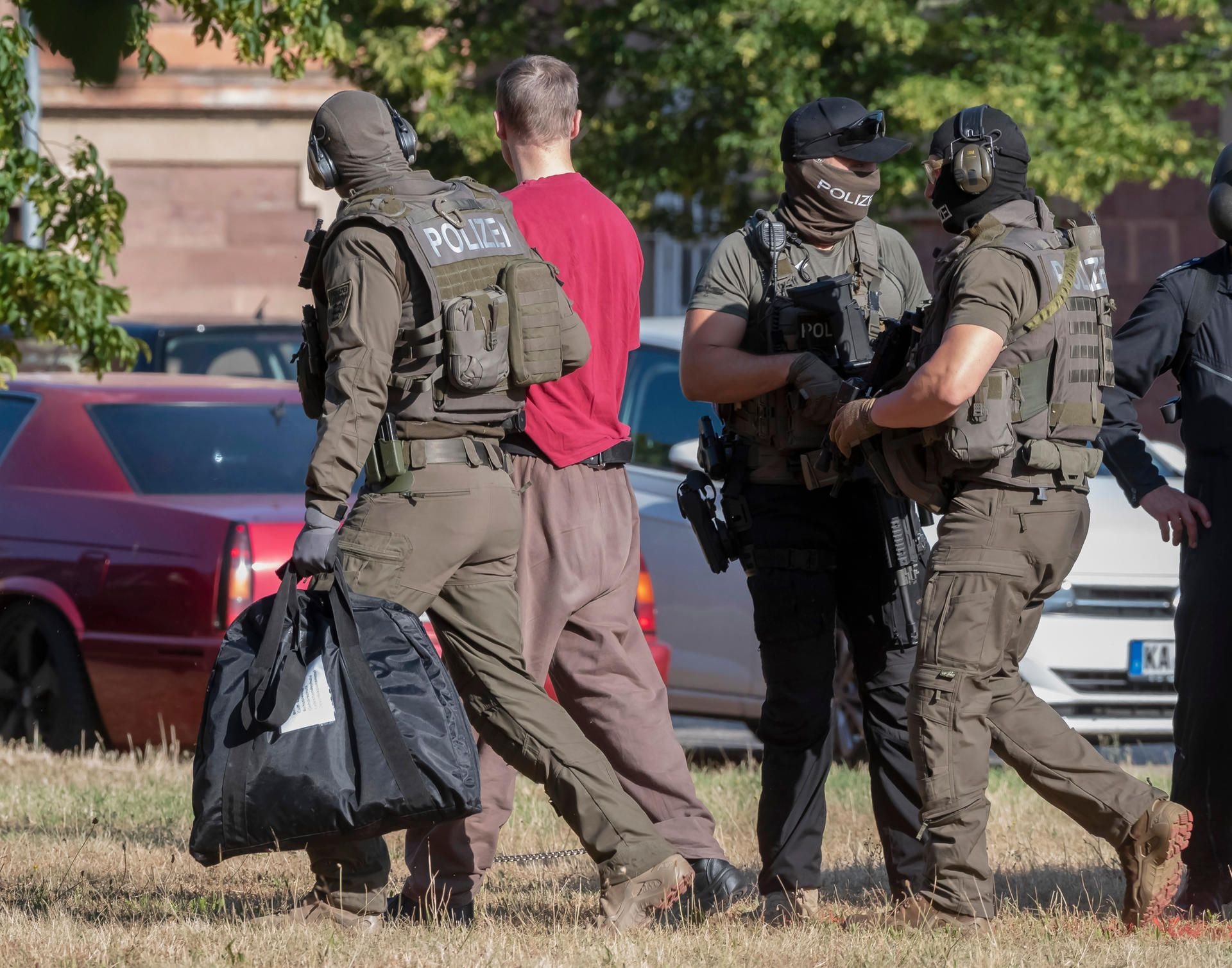 Verhaftung von Stephan E., dem Tatverdächtigen im Mordfall Lübcke.