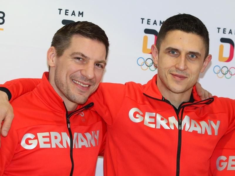 Patrick Reimer (l) und Marcel Goc haben ihren Rücktritt aus dem Nationalteam erklärt. Foto: Karl-Josef Hildenbrand