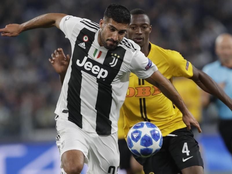 Juves Emre Can setzt sich gegen Bern-Akteur Mohamed Ali Camara durch. Foto: Luca Bruno/AP