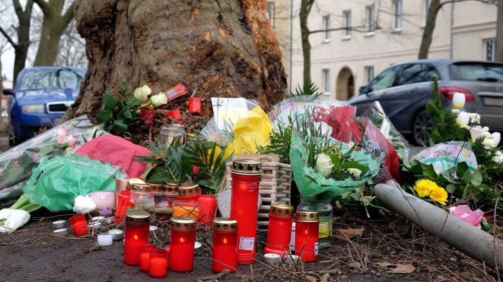 Trauer nach Unfall in Zeitz Tödlicher Unfall in Zeitz Jugendliche