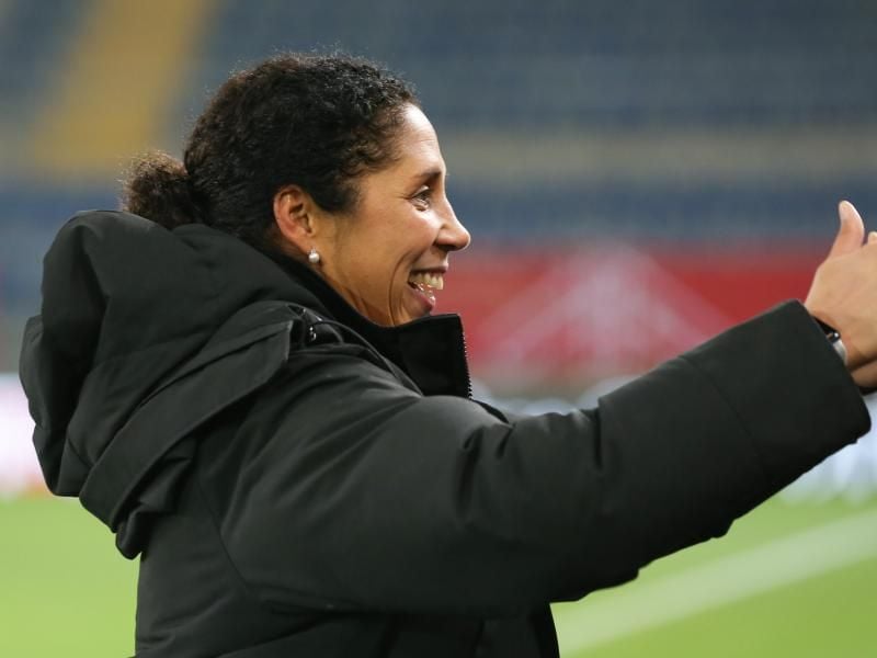 Bundestrainerin Steffi Jones. Foto: Friso Gentsch
