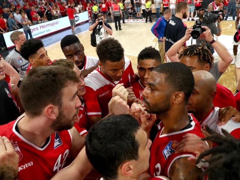 Die Bamberger Spieler treten künftig in der Championsleague des Weltverbandes FIBA, statt in der Europaleague, an. Foto: Daniel Karmann