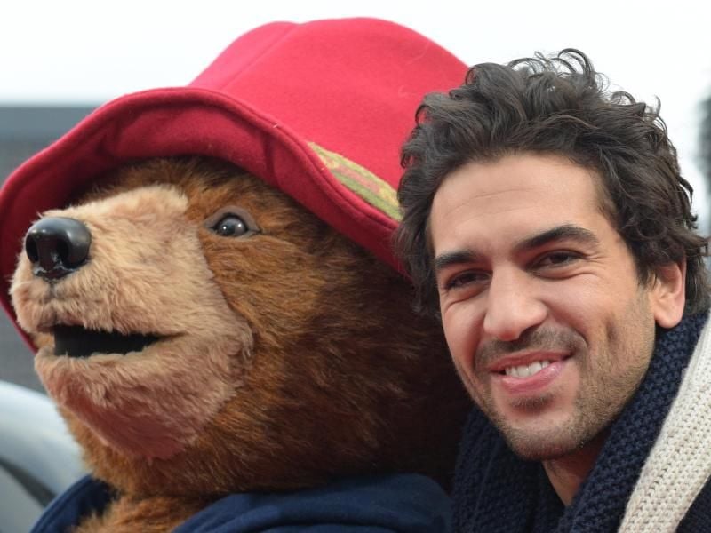 Ein gutes Team: Elyas M'Barek und Paddington. Foto: Rainer Jensen