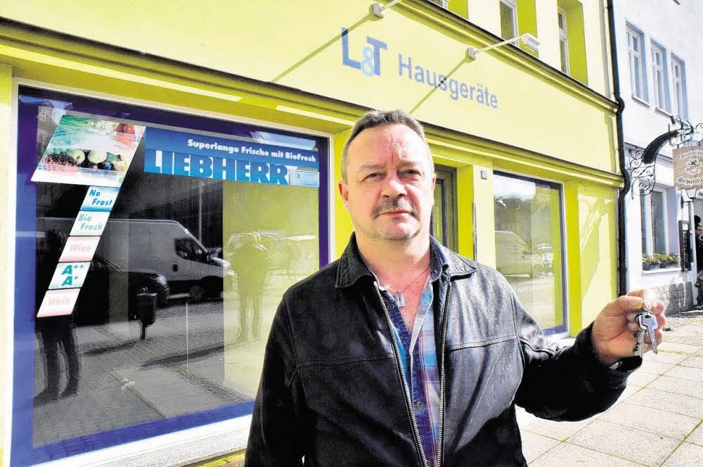 Er hat lediglich noch den Schlüssel zu seinem ehemaligen Geschäft: Mathias Göricke, der wegen Fachkräftmangels aufgeben musste.
