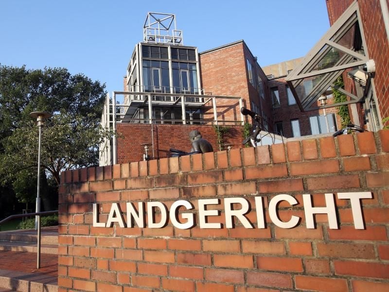 Das Landgericht Itzehoe. Foto: Bodo Marks/dpa/Archivbild