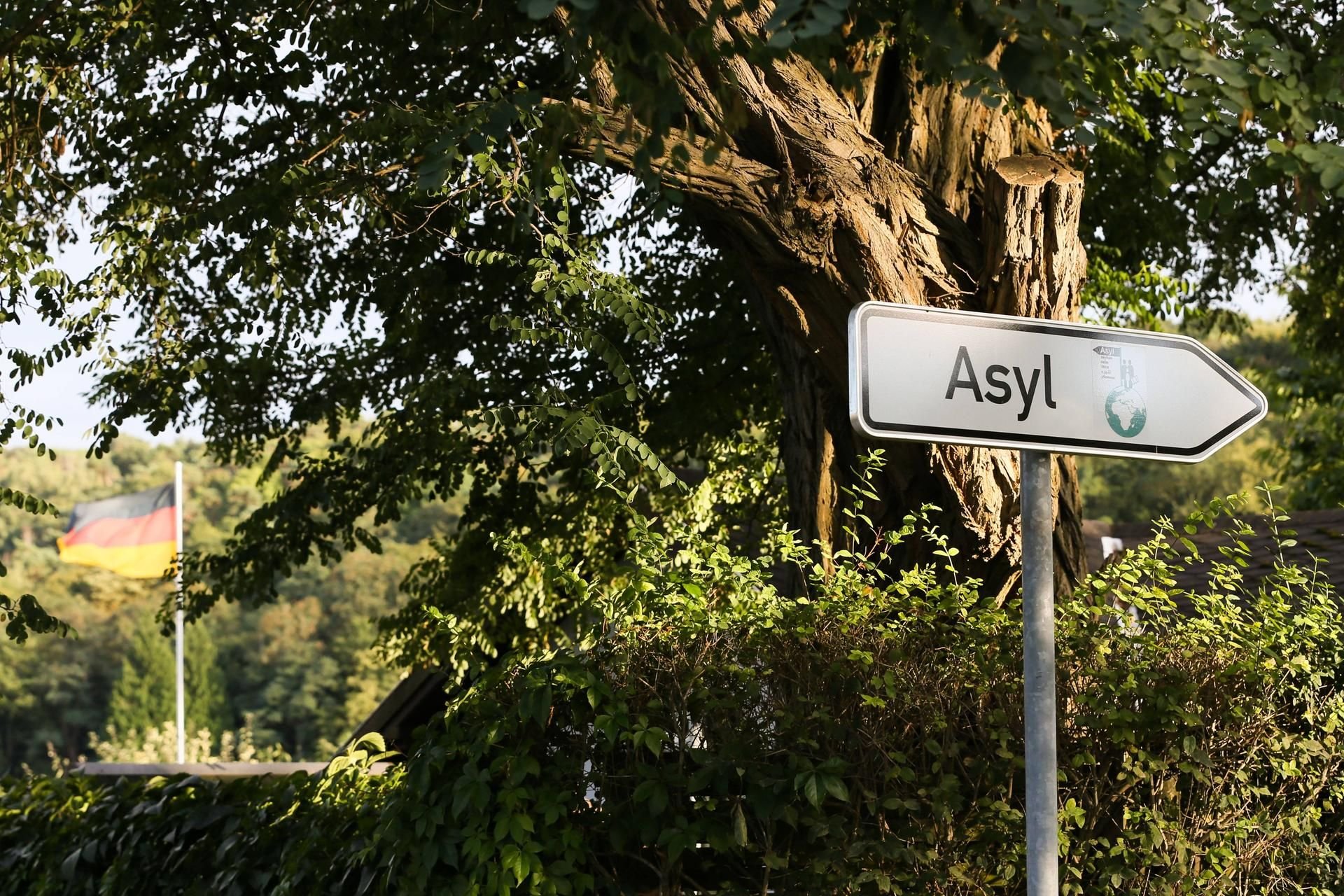 In der Erstaufnahme für Asylsuchende in Halberstadt kommt es immer wieder zu Fehlalarmen. (Archivbild)