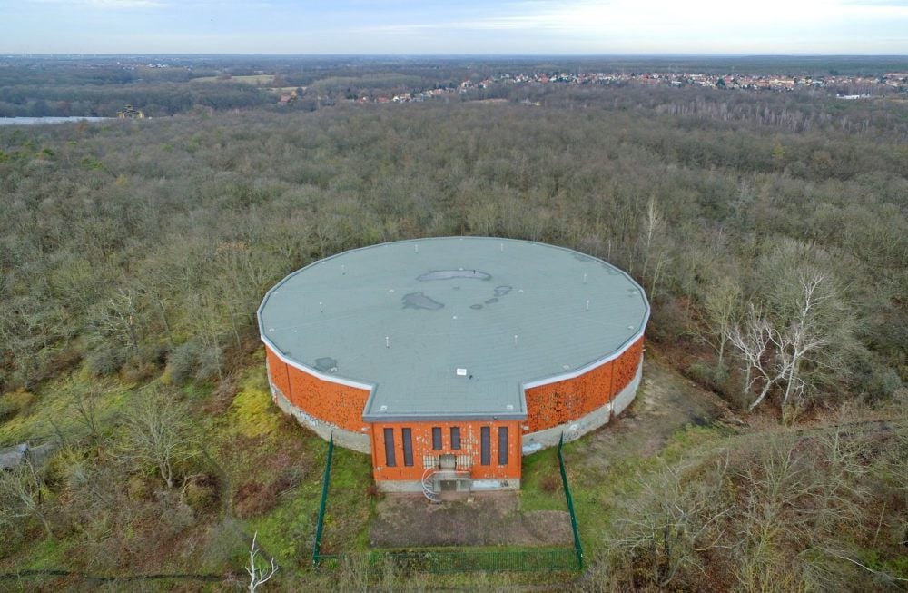 Der Hochbehälter der Midewa auf dem Muldensteiner Berg