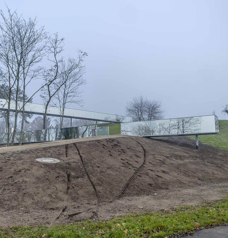 Auf dem Bunkerberg in Wittenberg war anlässlich der Weltausstellung Reformation 2017 der „Torraum Spiritualität“ entstanden. Die Installation aus mehreren in die Landschaft hinein gebauten verspiegelten Stegen ist geblieben. Weiter entwickelt wird das Umfeld im Rahmen der Fortführung der Gestaltung der östlichen Wallanlagen durch die Stadt.