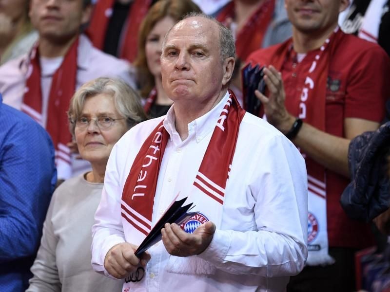 Kanns ich Dirk Nowitzki gut beim FC Bayern vorstellen: Uli Hoeneß. Foto: Tobias Hase