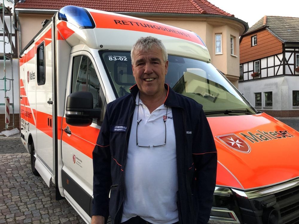 Rettungsassistent Fritz Fürstenau geht in den Ruhestand.