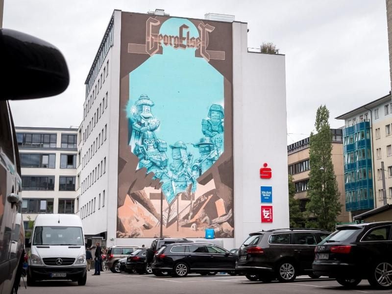 Das Grafitto zeigt unterschiedliche Roman- und Comic-Figuren - darunter Zorro, Daniel Düsentrieb, Robin Hood und He-Man. Foto: Alexander Heinl