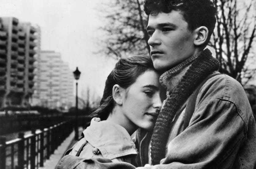 Szene aus dem Film „Das Mädchen aus dem Fahrstuhl“.