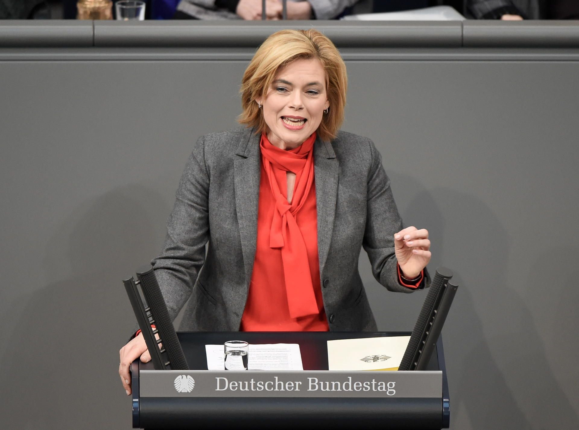 Agrarministerin Julia Klöckner bei einer Rede im Bundestag.