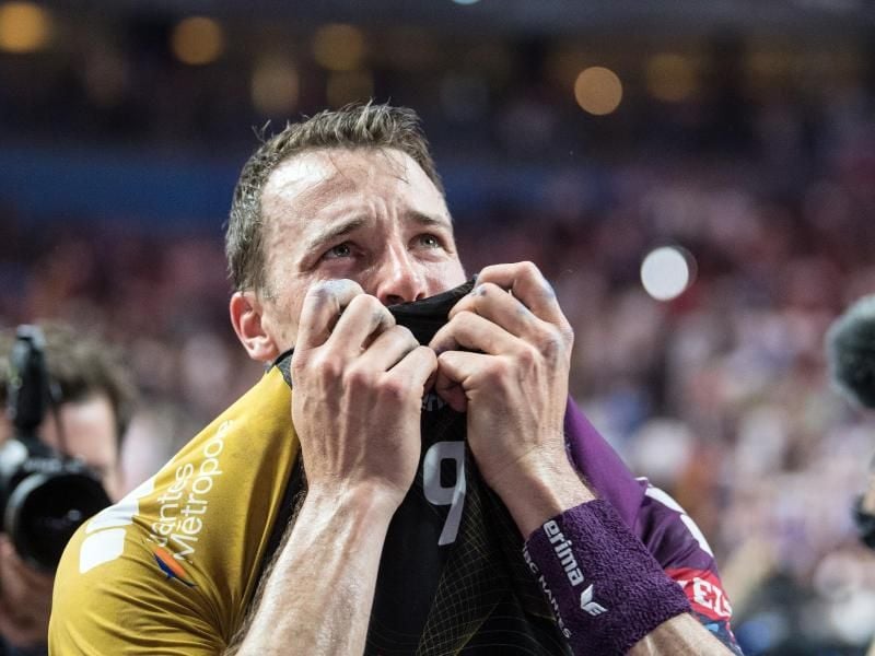 Nantes Dominik Klein freut sich über den Sieg gegen Paris Saint-Germain. Foto: Federico Gambarini